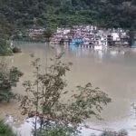 हर्षिल के बाद अब यमोंत्री हाइवे पर स्याना चट्टी में बनी अस्थाई झील से टेंशन