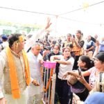 मुख्यमंत्री धामी के नेतृत्व में ‘जन-जन की सरकार, जन-जन के द्वार’ अभियान से आमजन तक पहुंच रहीं सरकारी सेवाएं