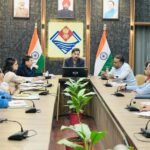 देहरादून में निर्धारित स्थलों पर ही पटाखों की बिक्री की अनुमति, बाजारों में अग्नि सुरक्षा सुनिश्चित करने के निर्देश